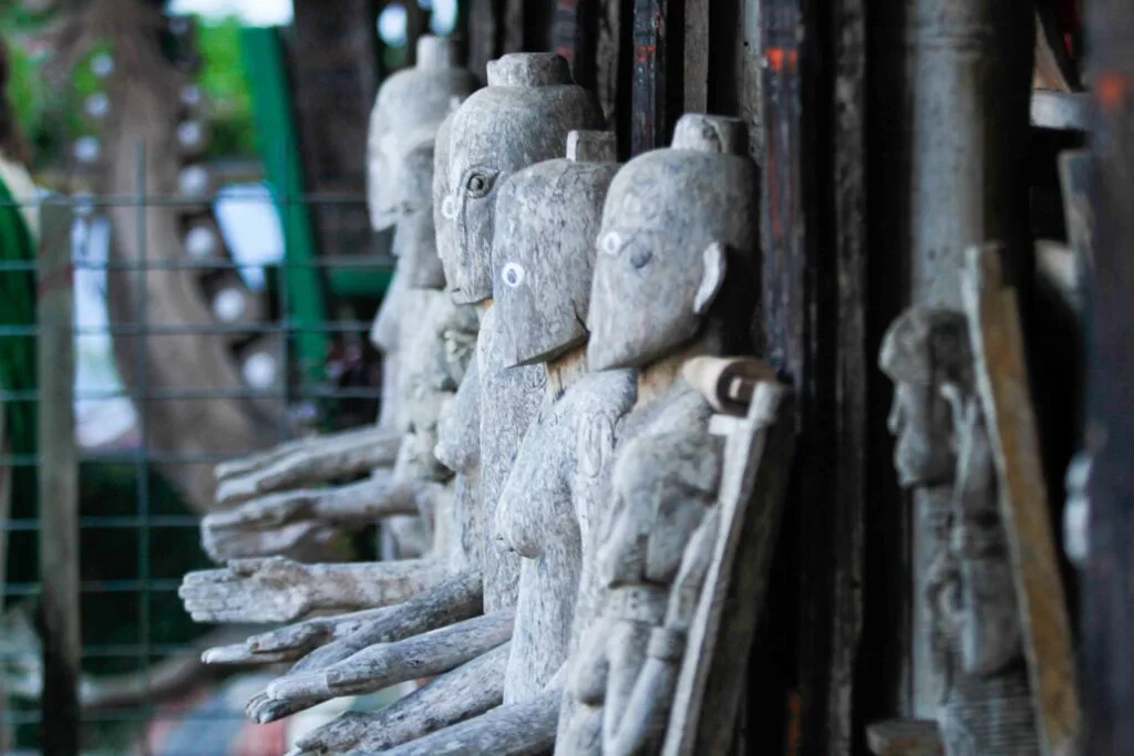 paket tour toraja